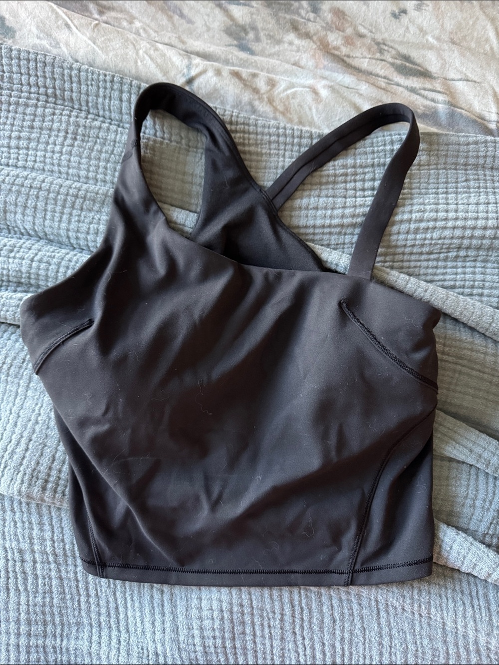 Lululemon Women’s Black Seamless Crop Tank - Unbranded